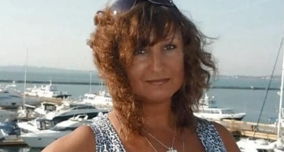 Pam Shaw la 70 de Ani: O Lecție de Viață și Fericire Neconvențională