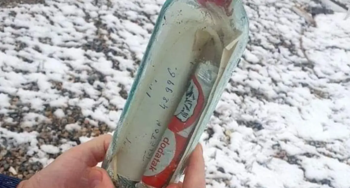 Povestea capsulei timpului de la Mamaia: Mesajul din sticlă redescoperit după 41 de ani