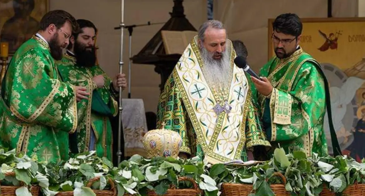 Rusalii 2025: Tradiții și Obiceiuri pentru a Ține Spiritele Rele departe