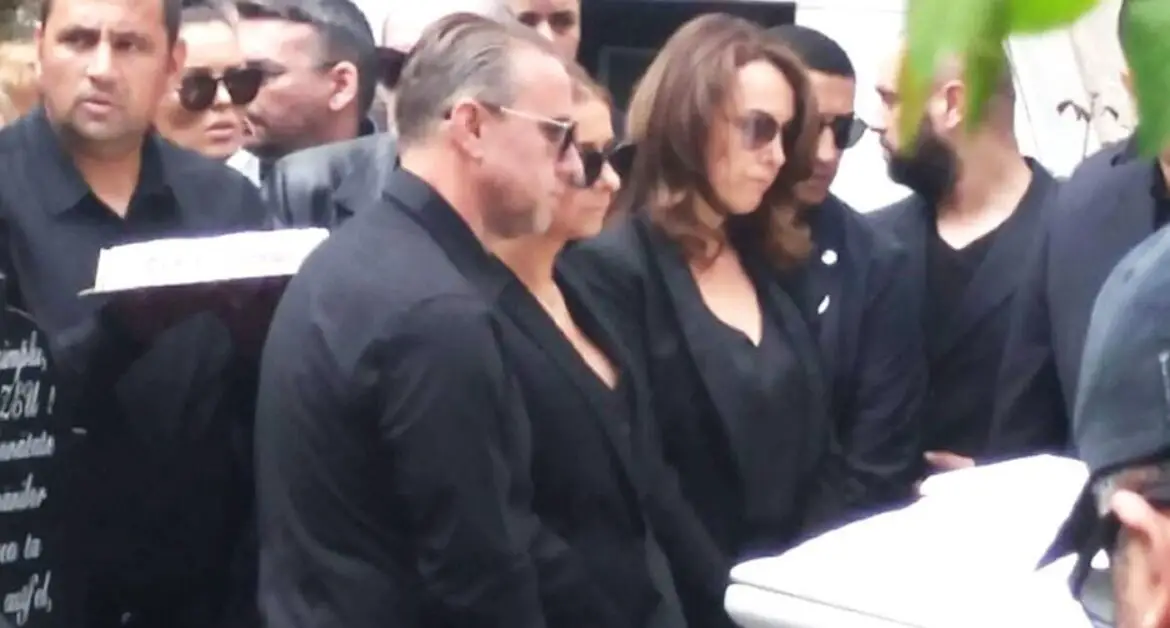 Tragedia din Familia Reghecampf: Pierderea Dureroasă a Unei Fiice
