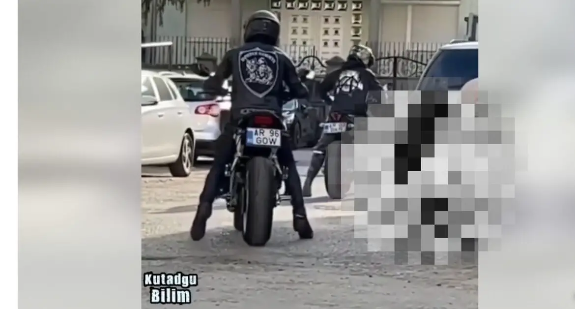 VIDEO! Doi motocicliști din Arad impresionează cu gestul lor de respect față de un bebeluș adormit