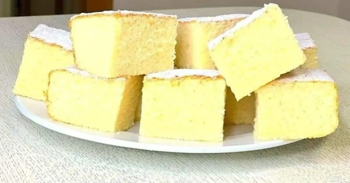 Rețetă rapidă de prăjitură cu lapte – gata în 15 minute, cu ingrediente simple