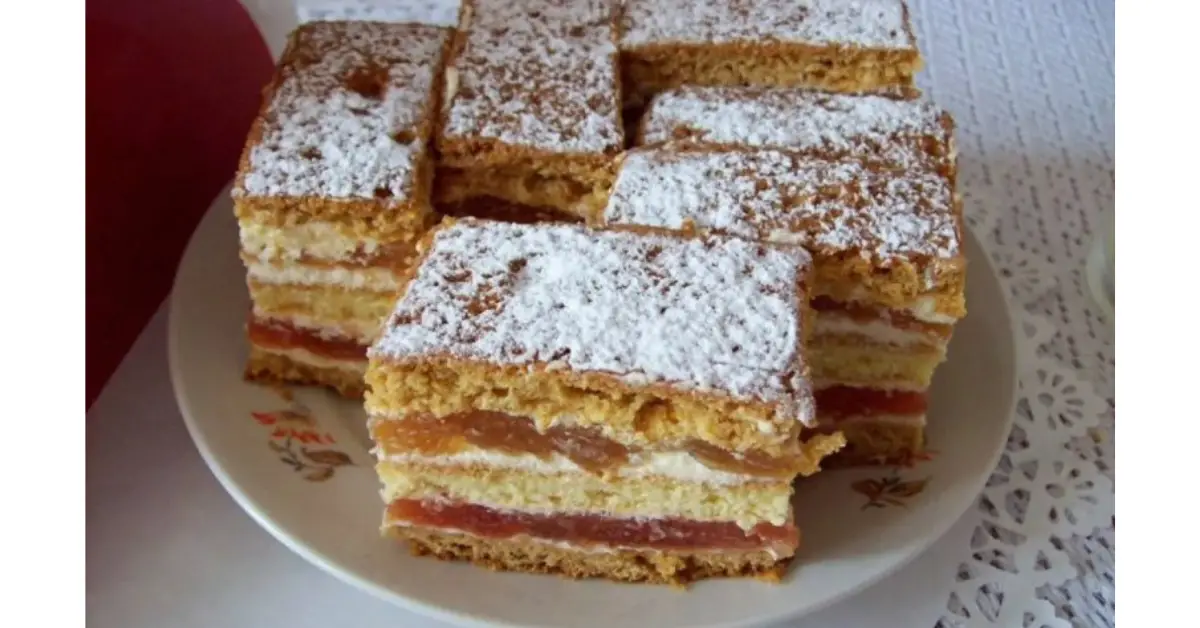 Cum să faci pas cu pas prăjitura cu miere și mere caramelizate